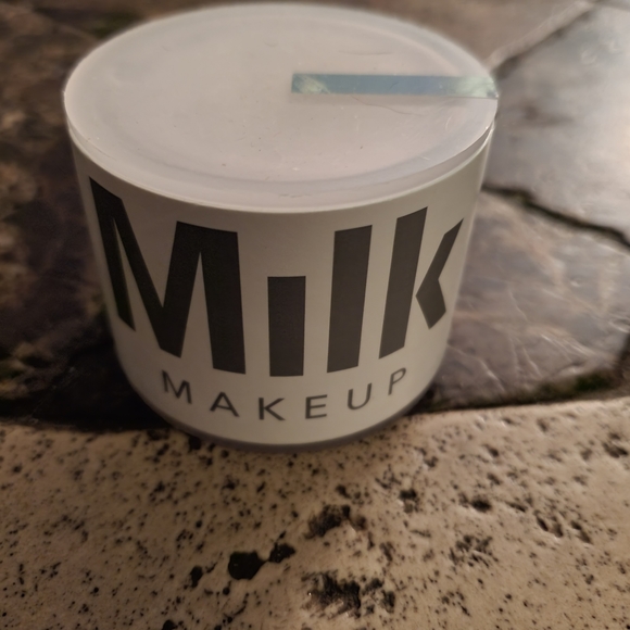 Milk Makeup Hero Slave .85 oz NWT sealed - Picture 2 of 3